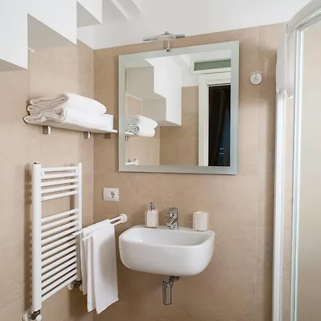 Veronantica 3*